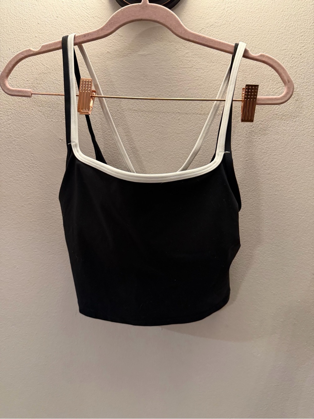 Vuori Longshot Bra Crop Top Black Off-White Strappy Size small